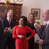 veep-hugh-laurie-julia-louis-dreyfus-small