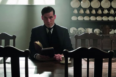 downton-abbey-movie-review-how-does-it-compare-to-the-tv-series__534913_